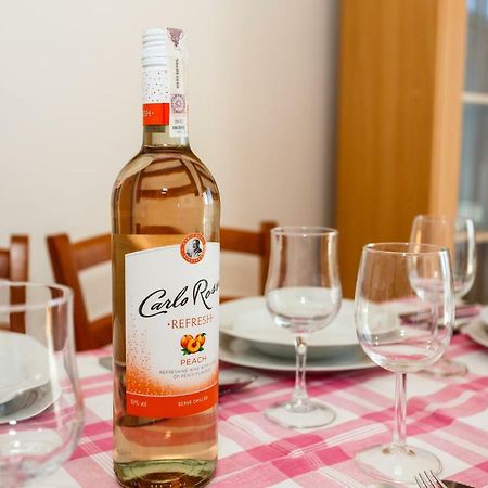 Apartment Anton クルク エクステリア 写真