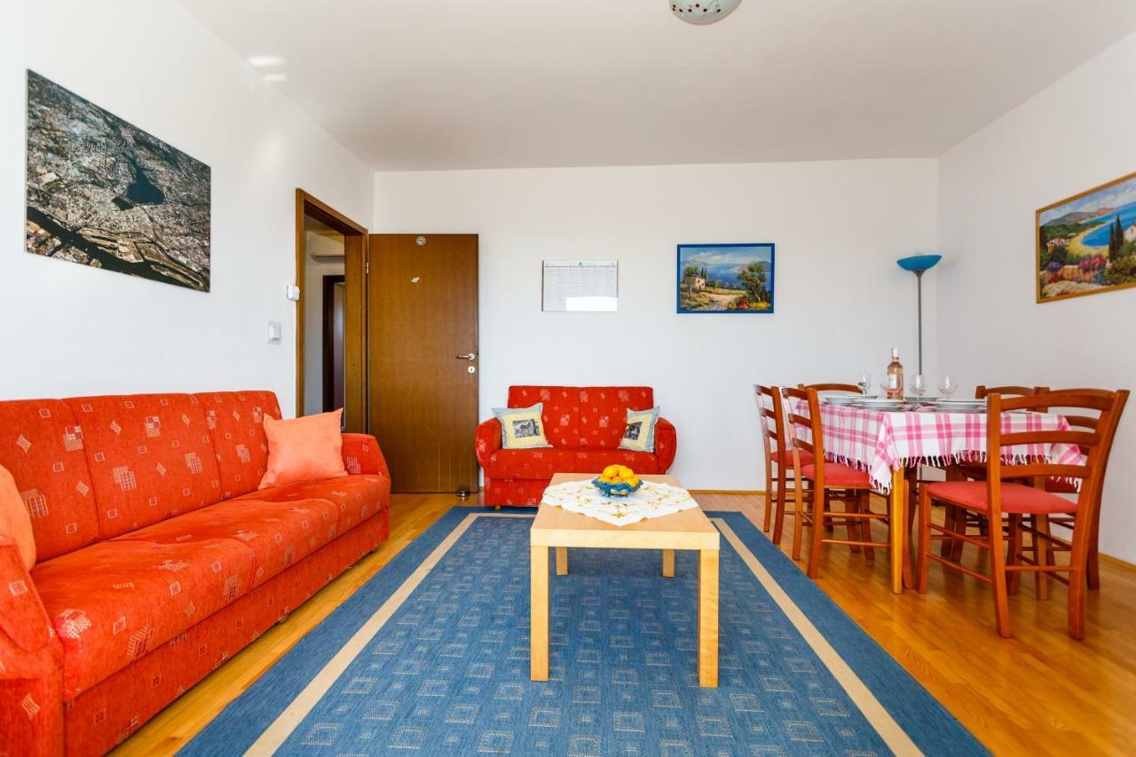 Apartment Anton クルク エクステリア 写真