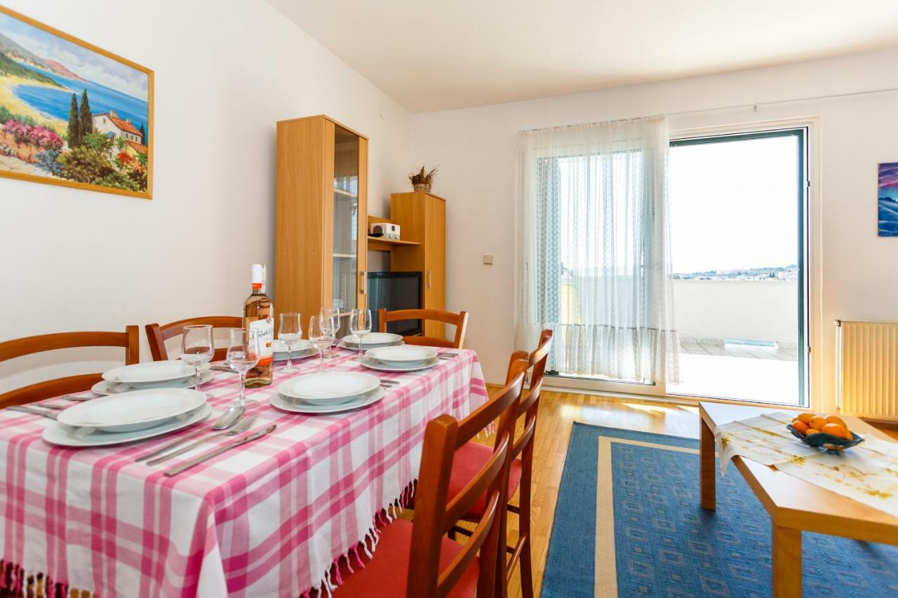 Apartment Anton クルク エクステリア 写真
